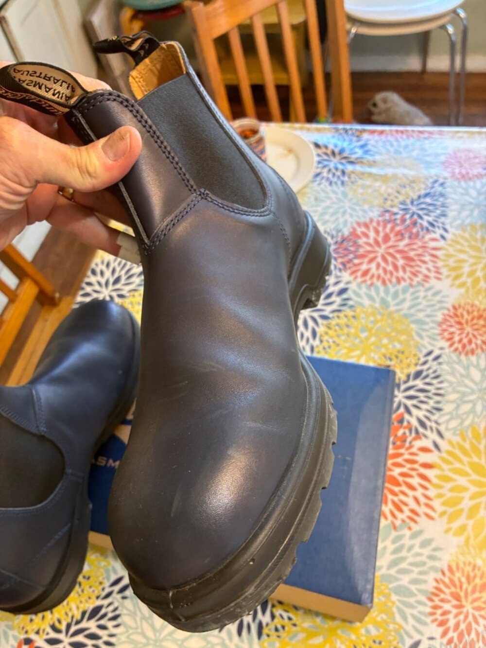 Blundstone Elastic Side Boot Lined (AUS/UK Size 9.5, US Size 10.5) - Picture 5 of 6